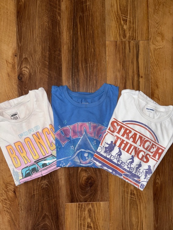 Old Navy Tops - Bundle of Women’s Graphic Tees sizes M and L